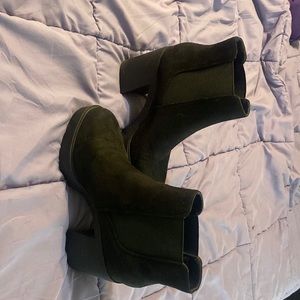 Soda boots/heels